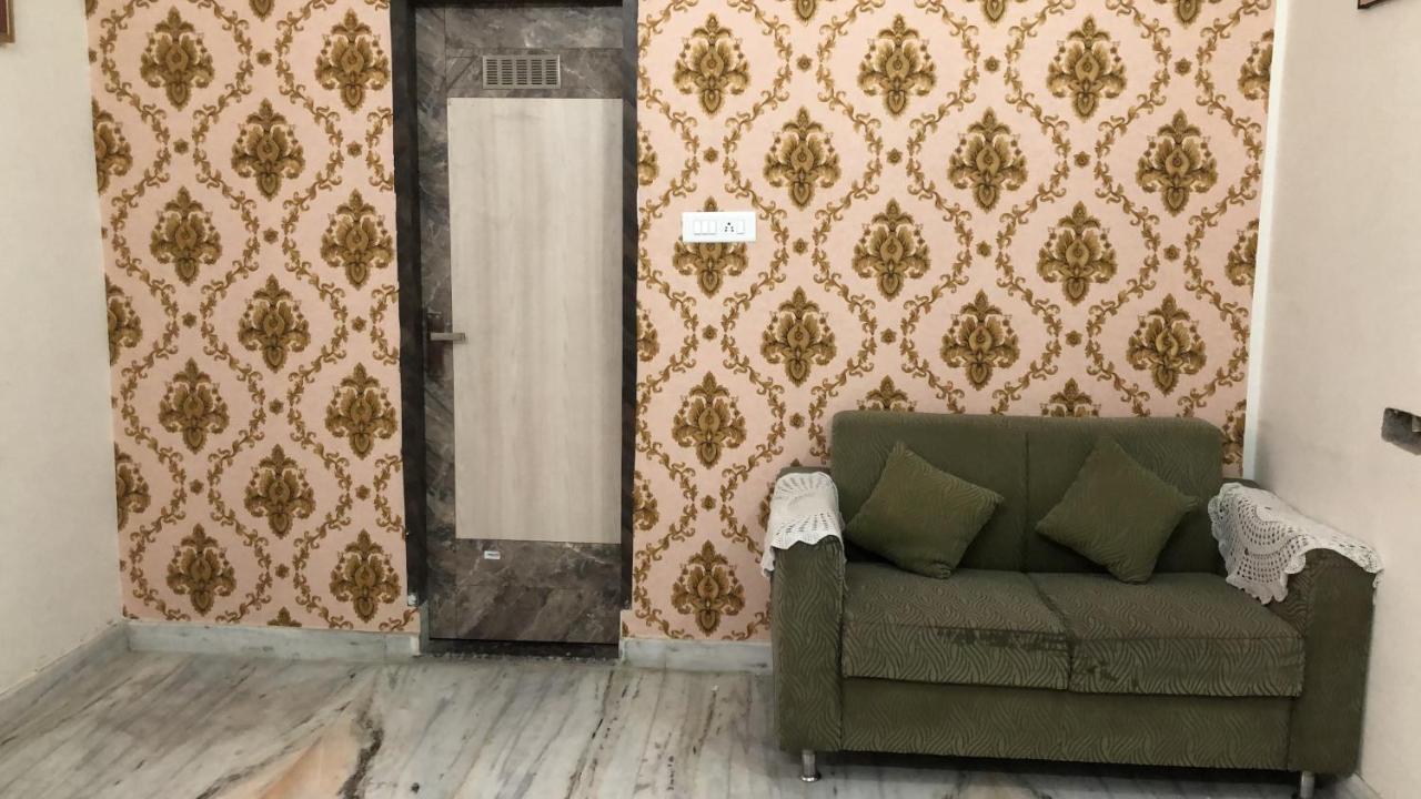 Ramaya Home Stay Varanasi Eksteriør billede