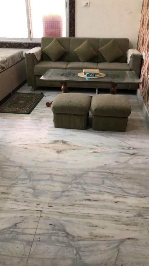 Ramaya Home Stay Varanasi Eksteriør billede